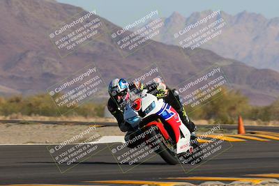 media/Nov-06-2022-SoCal Trackdays (Sun) [[208d2ccc26]]/Turn 14 (930am)/